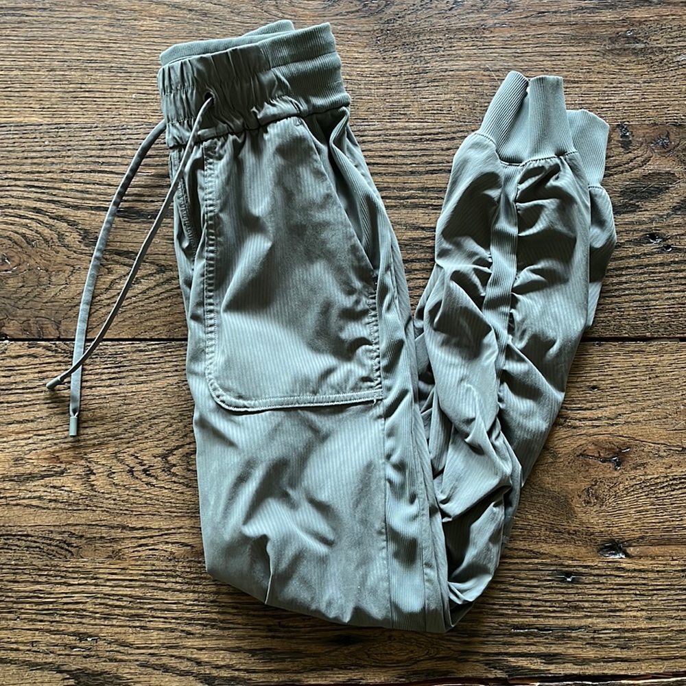 Lululemon Dance Studio Joggers